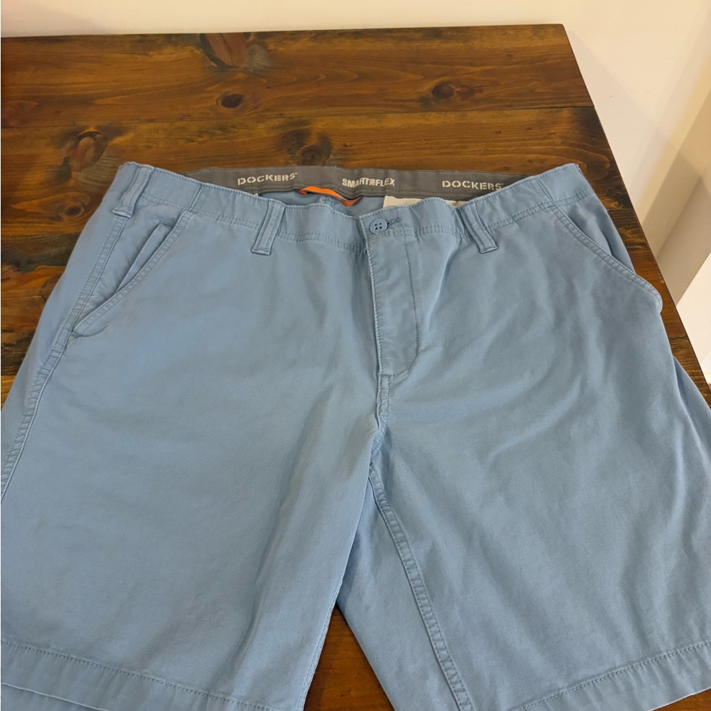 Dockers Men's Blue Shorts
